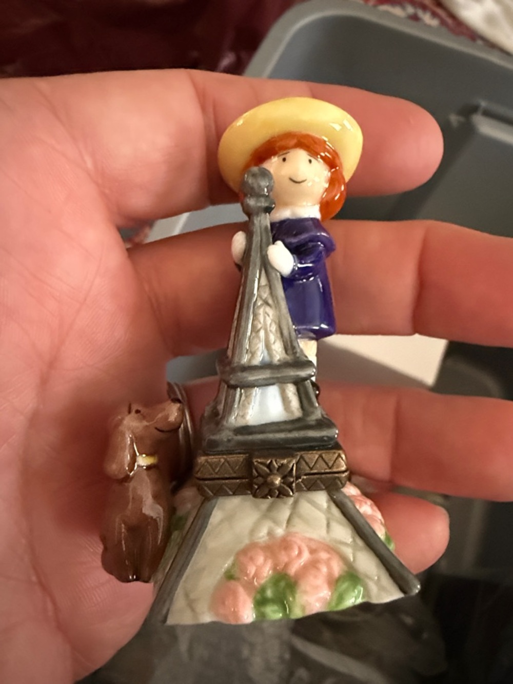 Porcelain Madeline trinket box with dog